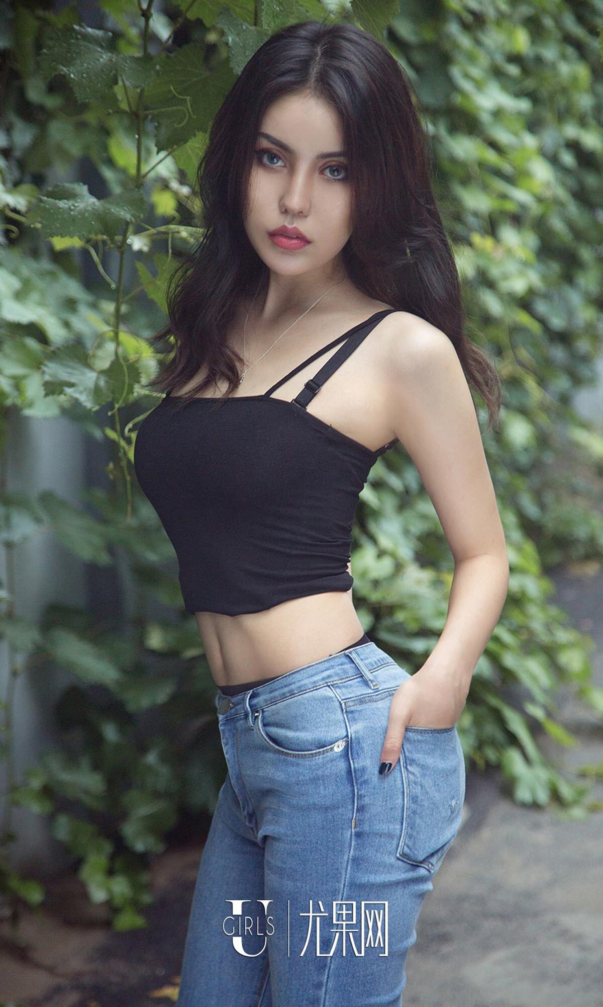 [爱尤物]2018APP NO.1171 明娜一逆光